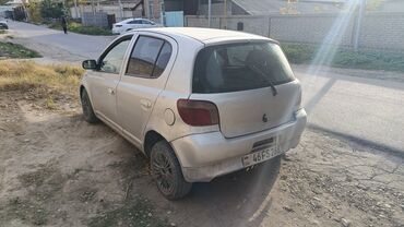 продажа марк 2: Toyota Yaris: 2000 г., 0.1 - engine capacity л, Механика, Бензин, Хетчбек