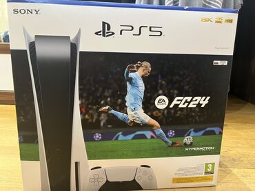 5 yas tortlari: Sony PlayStation 5 oyun konsolu,Ele veziyetedir,1 il evel almisham