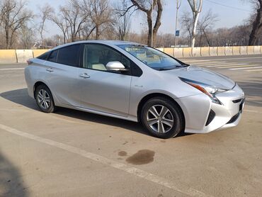 Toyota: Toyota Prius: 2016 г., 1.8 л, Автомат, Гибрид, Хэтчбэк