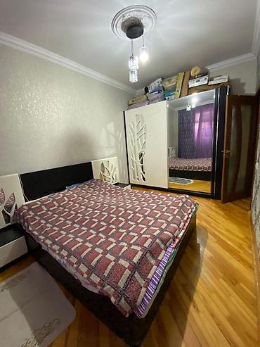 Mənzillər: 3 otaqlı, Yeni tikili, 90 kv. m — 8