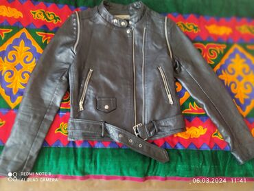 детская кожанная куртка: Кожаная куртка брала за 1700 продам 1200состояние хорошое одевала