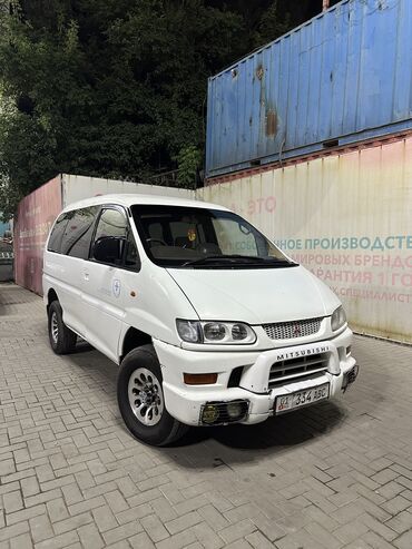 машина делика: Mitsubishi Delica: 2000 г., 3 л, Автомат, Газ, Внедорожник
