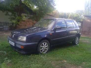 купить один диск на авто: Представлений хэтчбек Volkswagen Golf III, темно-синього кольору