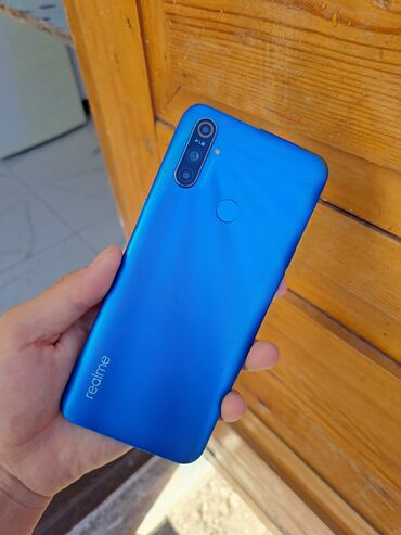 телефен: Realme C3, Колдонулган, 32 ГБ, түсү - Көк, 1 SIM, 2 SIM