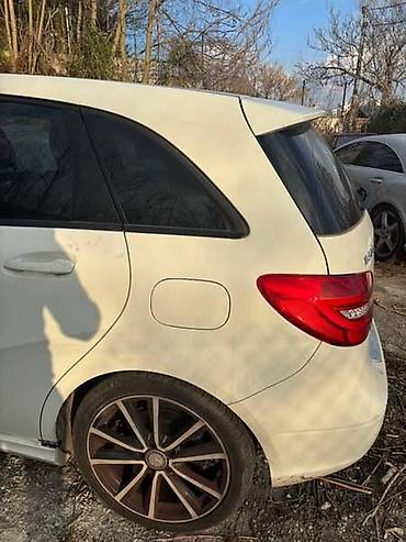 pezo 1: POLUSTRANICE W246 ZA MERCEDES BENZ B KLASA, B 150, B 160 . OD 2012 — 1
