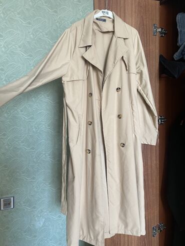 туалетная, парфюмированная вода: Bej rəngli klassik trençkot Hec geyinilmeyib,Qalin deyil,standrt