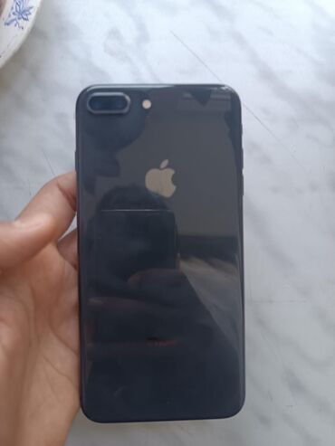 Apple iPhone: IPhone 8 Plus, 64 GB, Black Titanium, Barmaq izi