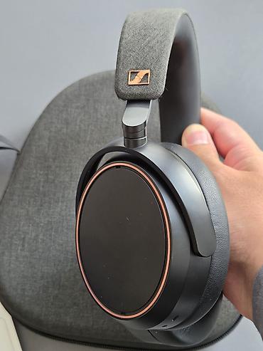lalafo iphone 8: Беспроводные накладные наушники, Sennheiser, Б/у — 4