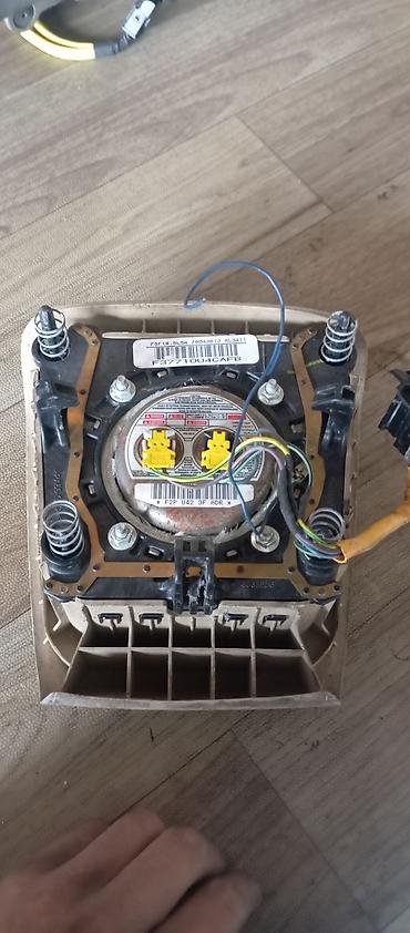 Ehtiyat hissələri: Məhsul: Ford sükan hava yastığı (airbag) modulu Xüsusiyyətlər: - — 2