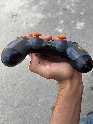 rdr 2 disk: Sony DualShock 4 (PS4) oyun qolundan - Model: Sony DualShock 4 — 4