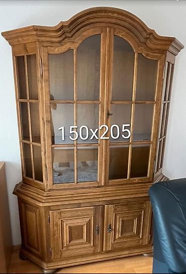 Stilske vitrine: Masivne drvene vitrine – dva modela Model 1 - Materijal: puno drvo sa — 4