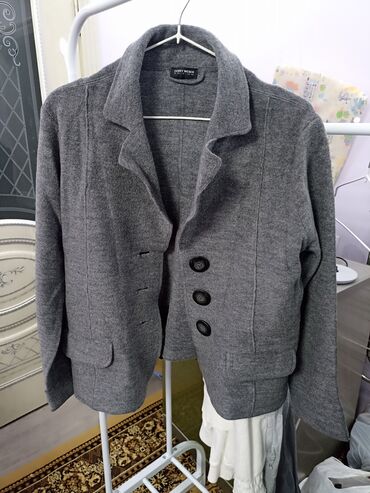 пиджак серый: Пиджак, Германия, L (EU 40), XL (EU 42)