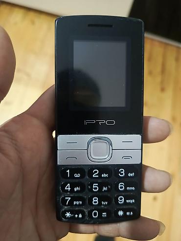 philips xenium x703: IPRO düyməli mobil telefon Xüsusiyyətlər: - Kompakt korpus, iri və — 4