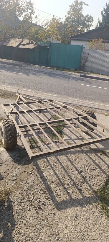 трейлер дом на колесах: Прицеп, Курганские прицепы, Автовоз, 4 т, Б/у