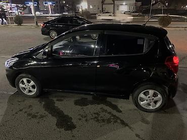 Chevrolet: Chevrolet Spark: 2019 г., 1 л, Вариатор, Бензин, Хэтчбэк — 4