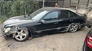 Bentley: Mercedes-Benz E-Class: 2002 г. — 2