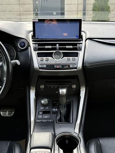 Lexus: Lexus NX: 2018 г., 2.5 л, Автомат, Гибрид, Кроссовер — 25