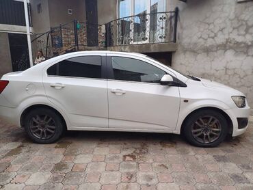 Chevrolet: Chevrolet Aveo: 1.6 l | 2012 il 169184 km Sedan — 2