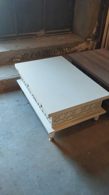 Masalar: Jurnal masası, Yeni, Transformer, Laminat, Dördbucaq masa — 3