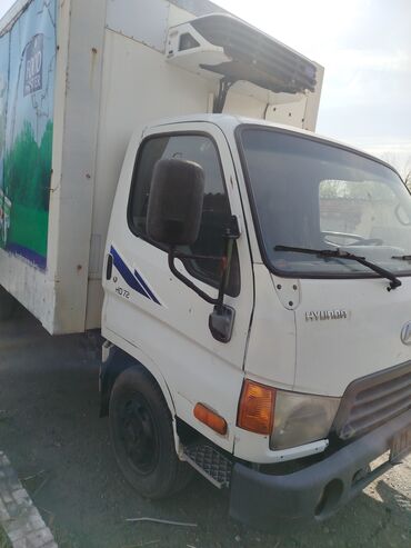 нексия машина: Жеңил жүк ташуучу унаа, Hyundai, Стандарт, Колдонулган