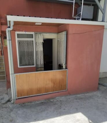 türkanda ev: Sebail rayonu 20ci sahede yerleşir . Tam təmirlidir Qaz su
