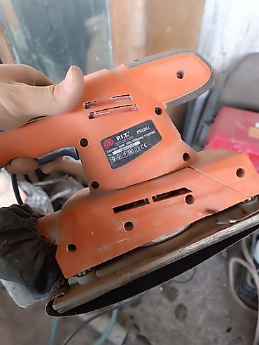 Наждачная бумага, круги и диски: Продаю шлифовальные машинки.ленточные 3500 сом.вибро 2500 сом.в — 2