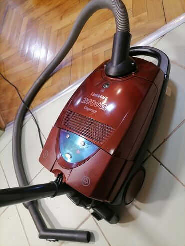 Klasični usisivači: Usisivač SAMSUNG 2000 w na papirnu kesu. Odličan
 Mirjevo — 3