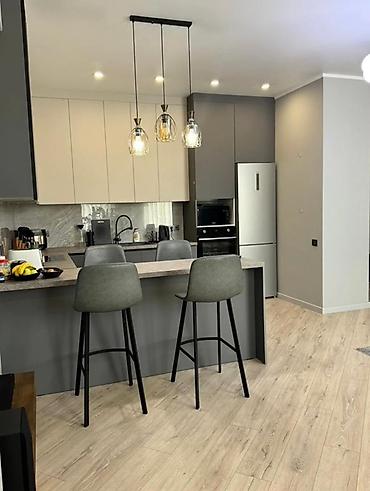 Продажа квартир: 2 комнаты, 82 м², Элитка, 3 этаж, Евроремонт — 4