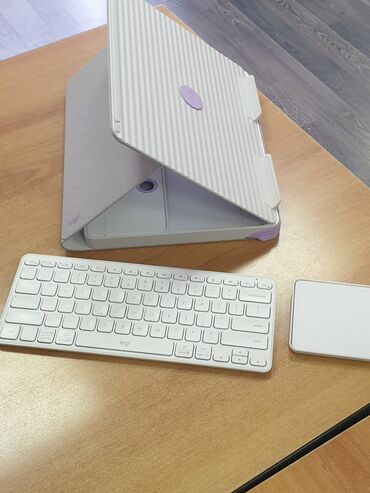 наклейки с буквами на клавиатуру: 📌 Logitech Casa Pop-Up Desk Set ✅ Состояние: Отличное, б/у ✅