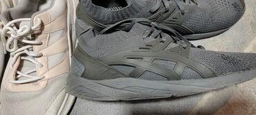 Кроссовки и спортивная обувь: Оптом 4 пар обуви, кроссовки и итальянские туфли оригинал. Размер — 9