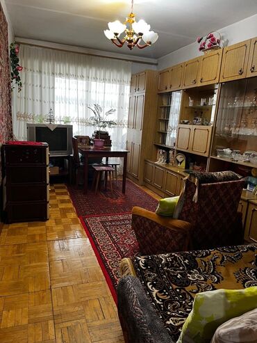 квартира в городе: 2 комнаты, 50 м², Индивидуалка, 7 этаж, Старый ремонт