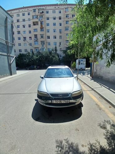 opel vita turbo az: Opel Vectra: 1.8 l | 1998 il 3000000 km Sedan