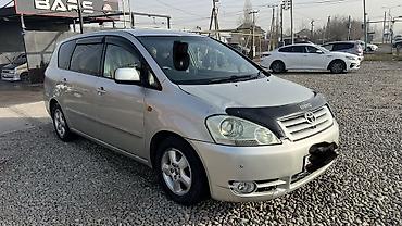 Toyota: Toyota Ipsum: 2001 г., 2.4 л, Автомат, Бензин, Минивэн — 1