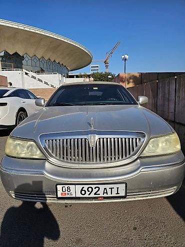 Lincoln Town Car: 2006 г., 4.6 л, Автомат, Бензин, Лимузин at lalafo.kg Lincoln Town Car: 2006 г., 4.6 л, Автомат, Бензин, Лимузин