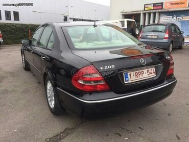 Mercedes-Benz E 200 2003