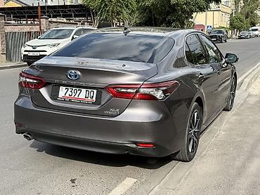 трактор камера: Toyota Camry: 2021 г., 2.5 л, Вариатор, Гибрид, Седан — 5