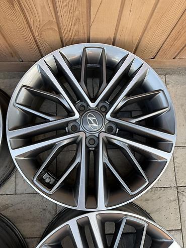 камри диск: Литые Диски R 17 Hyundai, Комплект, отверстий - 5, Б/у — 3