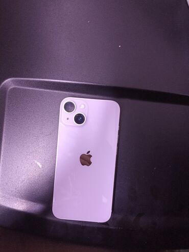 Apple iPhone: IPhone 14, Б/у, 128 ГБ, Наушники, Защитное стекло, Чехол, 93 %