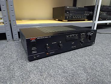 Pojačala i prijemnici: Luxman LV-100 Luxman LV-100 je odlično integrisano pojačalo koje — 2