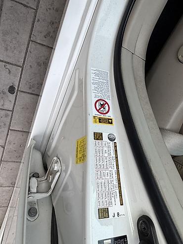 ключ на приус: Toyota Prius: 2015 г., 1.8 л, Гибрид — 8