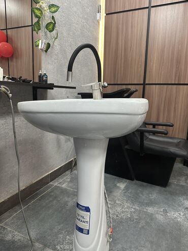 водни насос: Ванна үчүн раковиналар