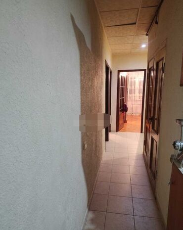 Uzunmüddətli kirayə mənzillər: Yeni günəşli Ballı marketin arxasında 13-cü binada 3 otaq 90 kv — 2