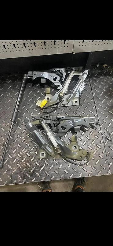 za motor: AUDI Q5 80A 2017 SARKE HAUBE SA ISPALJIVACEM 80A823823 | Audi a3 a4 — 2
