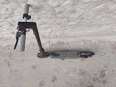 Elektrikli samokatlar: Elektrik skuter PRİBLEMİ TEKERLERİ PARTLAQ OLMASIDIR HER ŞEY İSLİYİR — 2