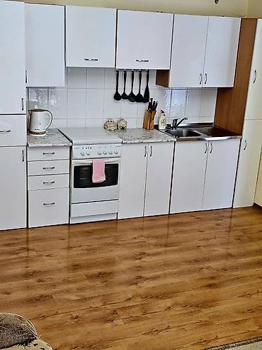 баня домик: Сдается большой дом (95 кв.м.) в Центре Отдыха “Радуга”, в трех — 10