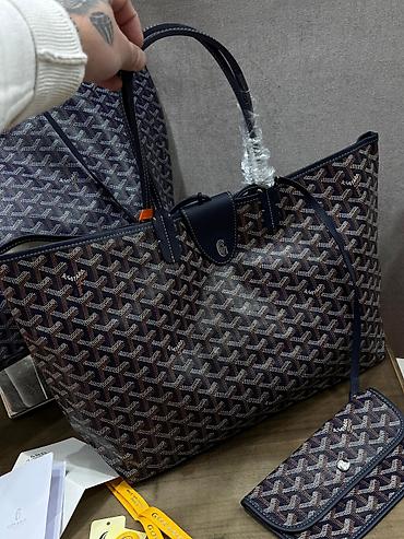 Çantalar: Çanta dəsti — 11