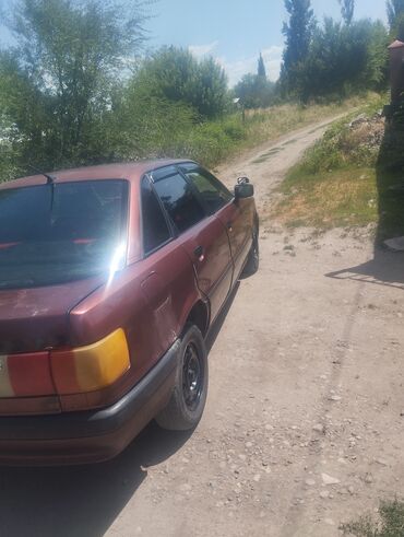 степ 1: Audi 80: 1991 г., 1.8 л, Механика, Бензин, Седан