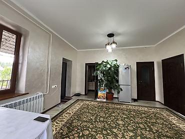 Продажа коттеджей и домов: Продаётся жилой дом. Золотой квадрат в кб. - Просторная кухня-столовая — 8