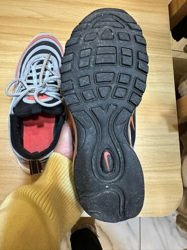 Кроссовки и спортивная обувь: Оригинальные Nike Air Max 97 Размер 38,5 • Б/У Покупала в Анталии — 8