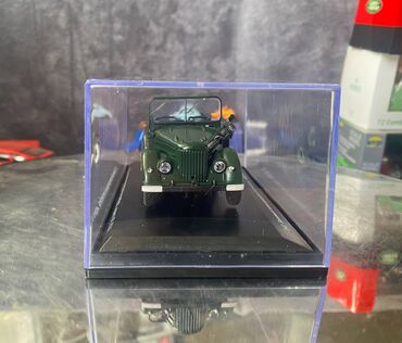 Avtomobil modelləri: Коллекционная модель ГАЗ-69 Парадный зеленый 1965 НАШ Автопром — 7